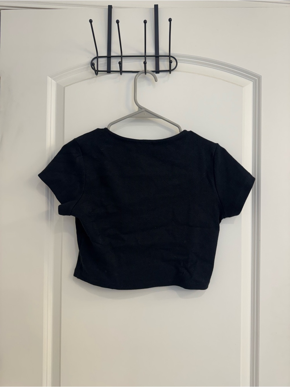 Princess Polly Black Ribbed Crop Top - Picture 4 of 8